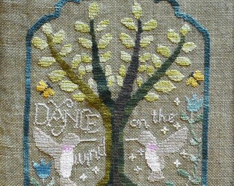 PDF pattern download – “Dance on the Wind”