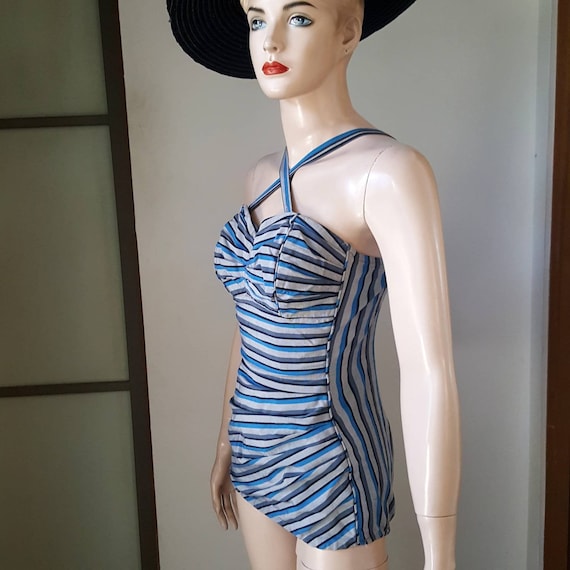 1950s vintage striped swimsuit with gathered side… - image 2