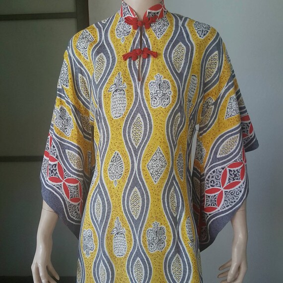 1950s vintage cold rayon Hawaiian pake mu'u 32W