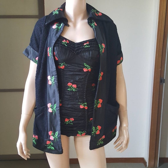 Incredible Strawberry Print 1950s Vintage Jantzen