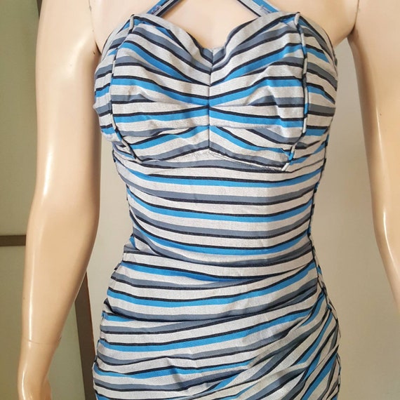 1950s vintage striped swimsuit with gathered side… - image 3
