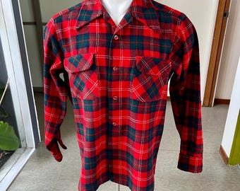 1950s or 60s Vintage Pilgrim for Sears Flecked Plaid Cotton Shirt