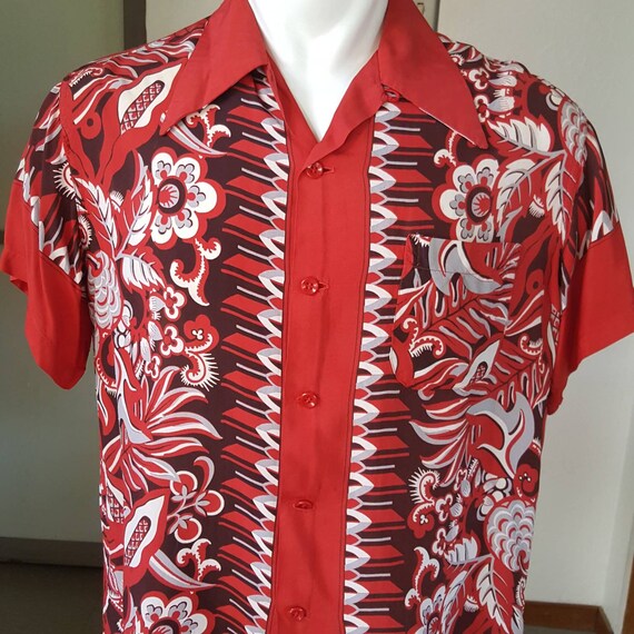1940s vintage rayon border print Hawaiian shirt L