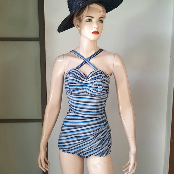 1950s vintage striped swimsuit with gathered side… - image 1