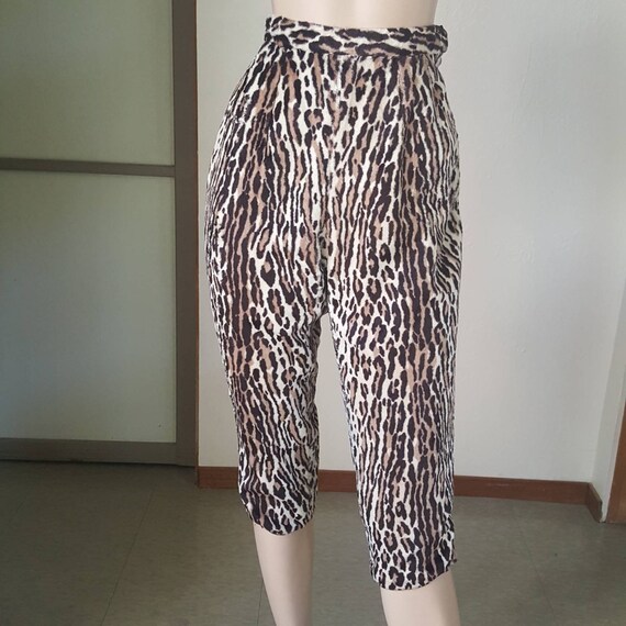 1950s vintage leopard Capri pants size small