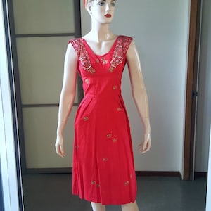 1950s vintage Peggy Wood cotton Hawaiian dress with an amazing back design 25W