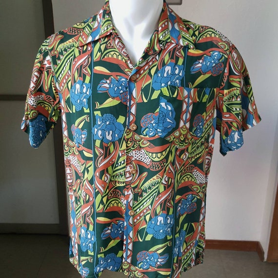 Silky cold rayon crazy print Hawaiian shirt M