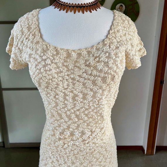 1950s vintage ivory and gold knit dress M - image 2