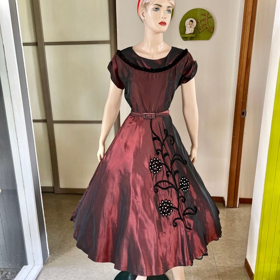 1950s Vintage Burgundy and Black Iridescent Taffeta Belted Dress 29W Etsy