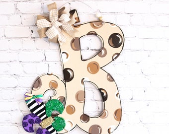 Interchangeable door hanger, door hanger attachments, changeable door hanger, year round door hanger, monogram door hanger, monogram wreath