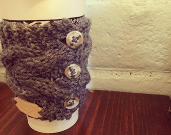 Tumbler-Muster mit Zopfmuster