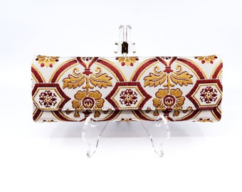 ARABESQUE elegantie: handgemaakte vintage kimono-avondclutch in rood, goud en wit, duurzame bruiloftstas