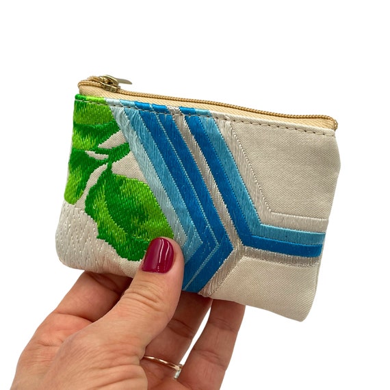 Handmade Japanese Kimono Obi Cardholder – Exquisite Designs for Stylish Essentials