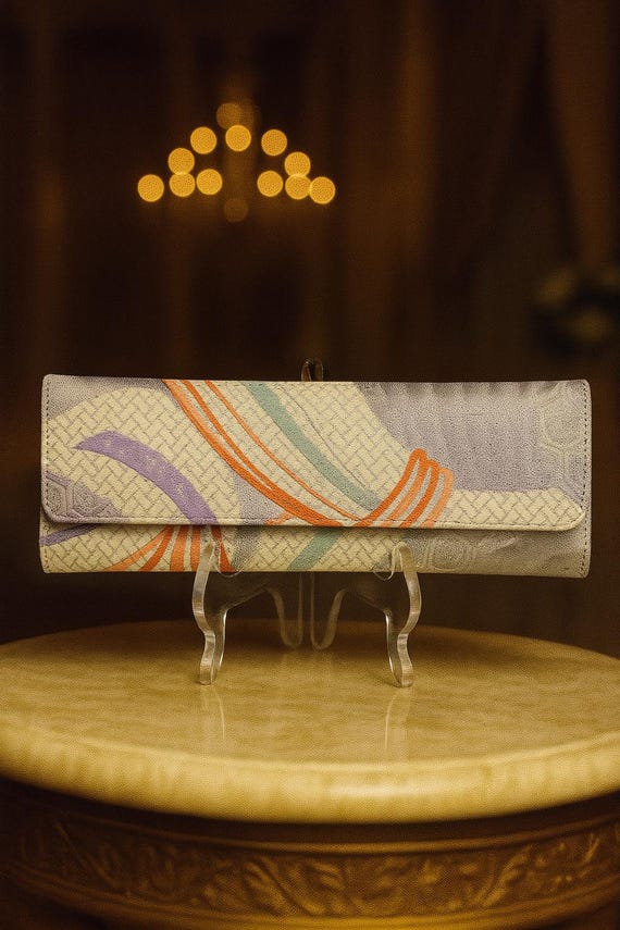 Vintage Elegance: Handcrafted Kimono Obi Clutch with Timeless Japanese Patterns - Unique and Stylish Gift