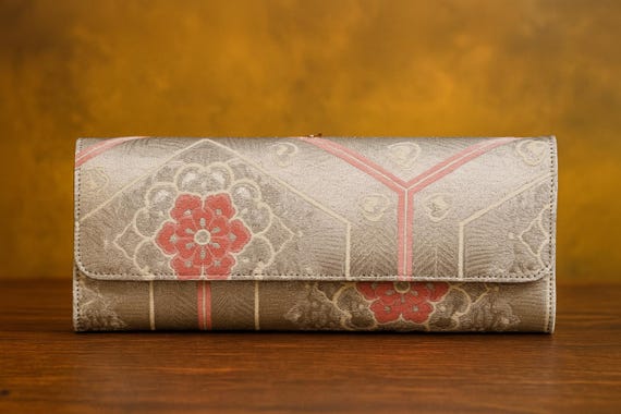 Silver-color evening clutch bag for women | Annina Designs