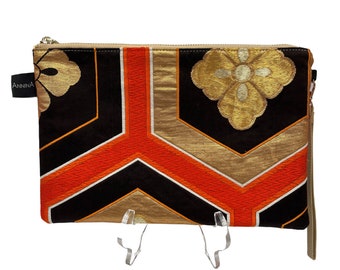 Elegante Clutch handgefertigt aus japanischem vintage Kimonogürtel