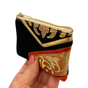 Elegancia atemporal: Tarjetero Obi tipo kimono japonés vintage hecho a mano con patrón Kikkou: un símbolo de longevidad y suerte