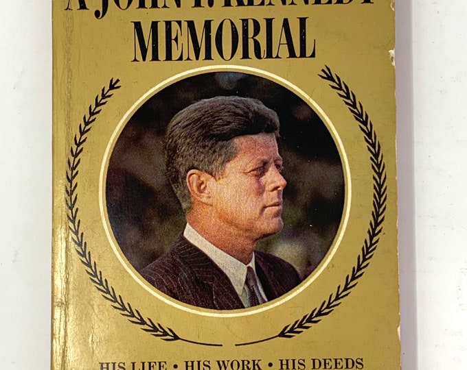 A John F. Kennedy Memorial~1964~First Edition~Macfadden Book~Very Good Condition~Rare~Free Shipping