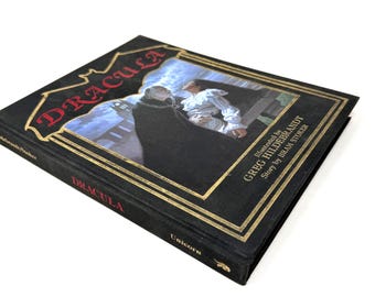 Dracula~Bram Stoker~1985~Greg Hildebrant~Illustrated~First Edition~Second Printing~Near Fine Condition~Free Shipping