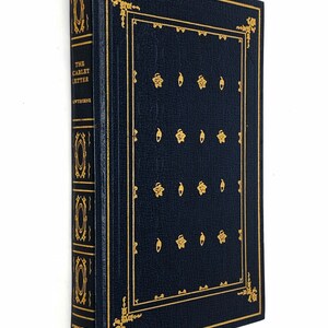 The Scarlet Letter~Nathaniel Hawthorne~International Collector’s Library~1970~Very Good~Free Shipping
