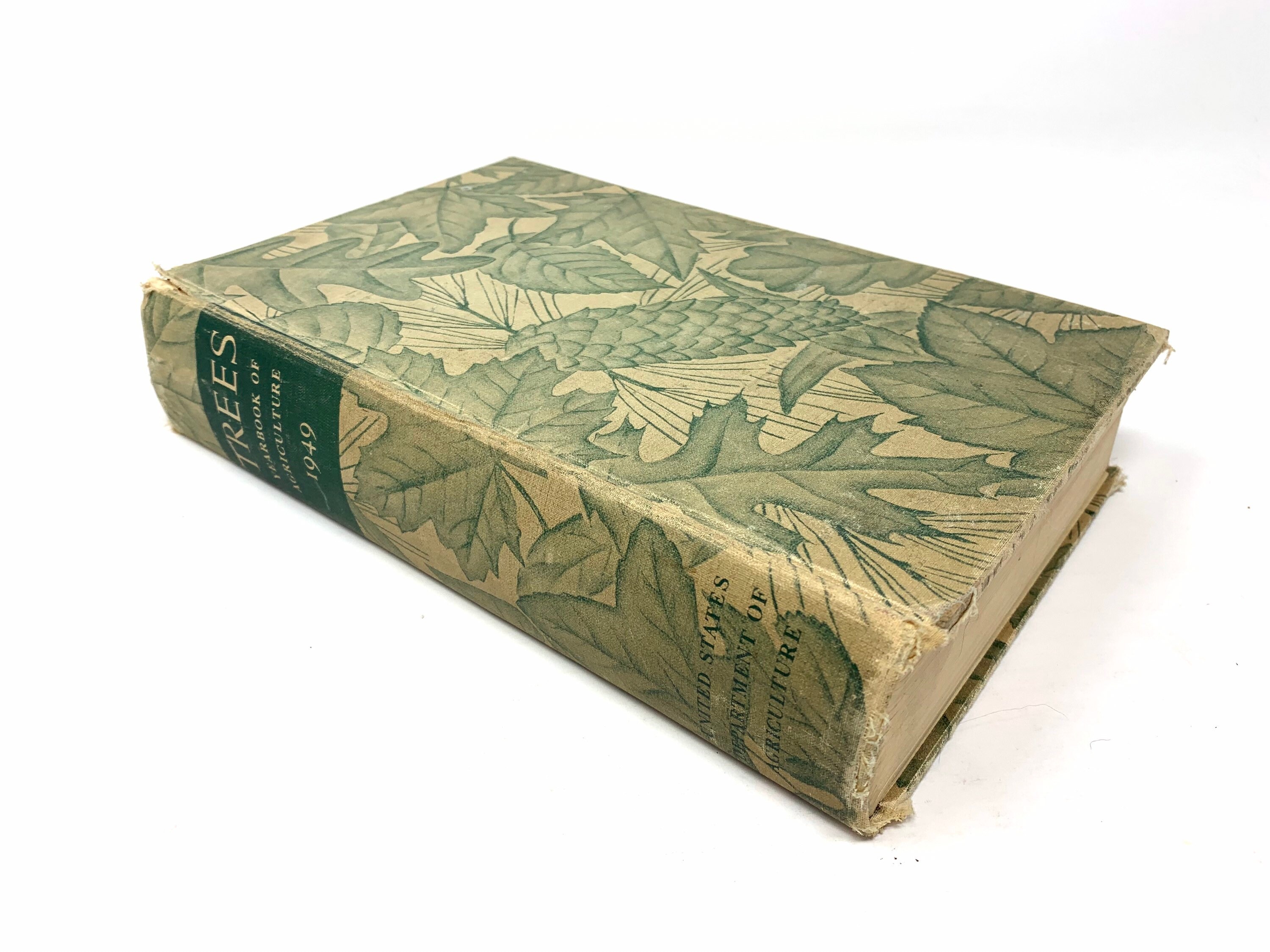 TreesThe Yearbook of Agriculture1949CollectibleGood ConditionFree