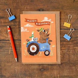 Tarjeta de felicitación de cumpleaños con tractor (A6) / Tarjeta de felicitación con ilustración de cerdo / Tarjeta de cumpleaños infantil, divertida tarjeta de cumpleaños con tractor de granja