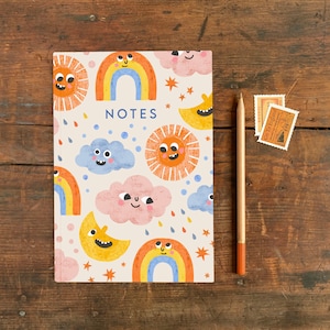 Cuaderno A5 Weather Faces / Bloc de notas reciclado simple / Diario ilustrado con arco iris, nube, patrón de sol para garabatos, dibujos y listas