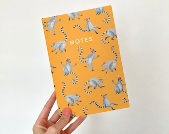 A5 Lemur Notizbuch | Illustrierter Notizblock aus Recyclingpapier, ohne Plastik