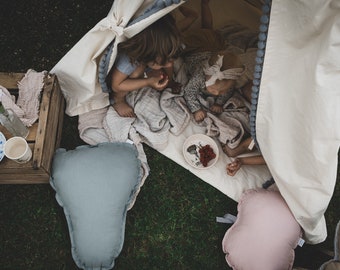 Cuscino rosa mela, cuscino per bambini, cuscino decorativo in cotone, cuscino per bambini, biancheria da letto per bambini, arredamento della camera per bambini, cuscino per bambini con foglia