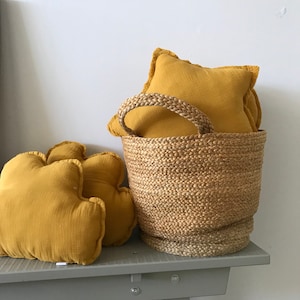 Cuscino in mussola Mustard STAR, cuscino per bambini, cuscino decorativo, cuscino per bambini, biancheria da letto per bambini, arredamento della camera per bambini, cuscino senape, baby star immagine 1