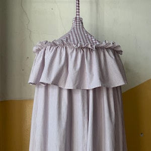 Canopy in lavender purple gingham check with stripes and ruffles – Babotipi