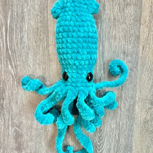 Chenille Squid Plushies | Giant Squid Crochet Amigurumi