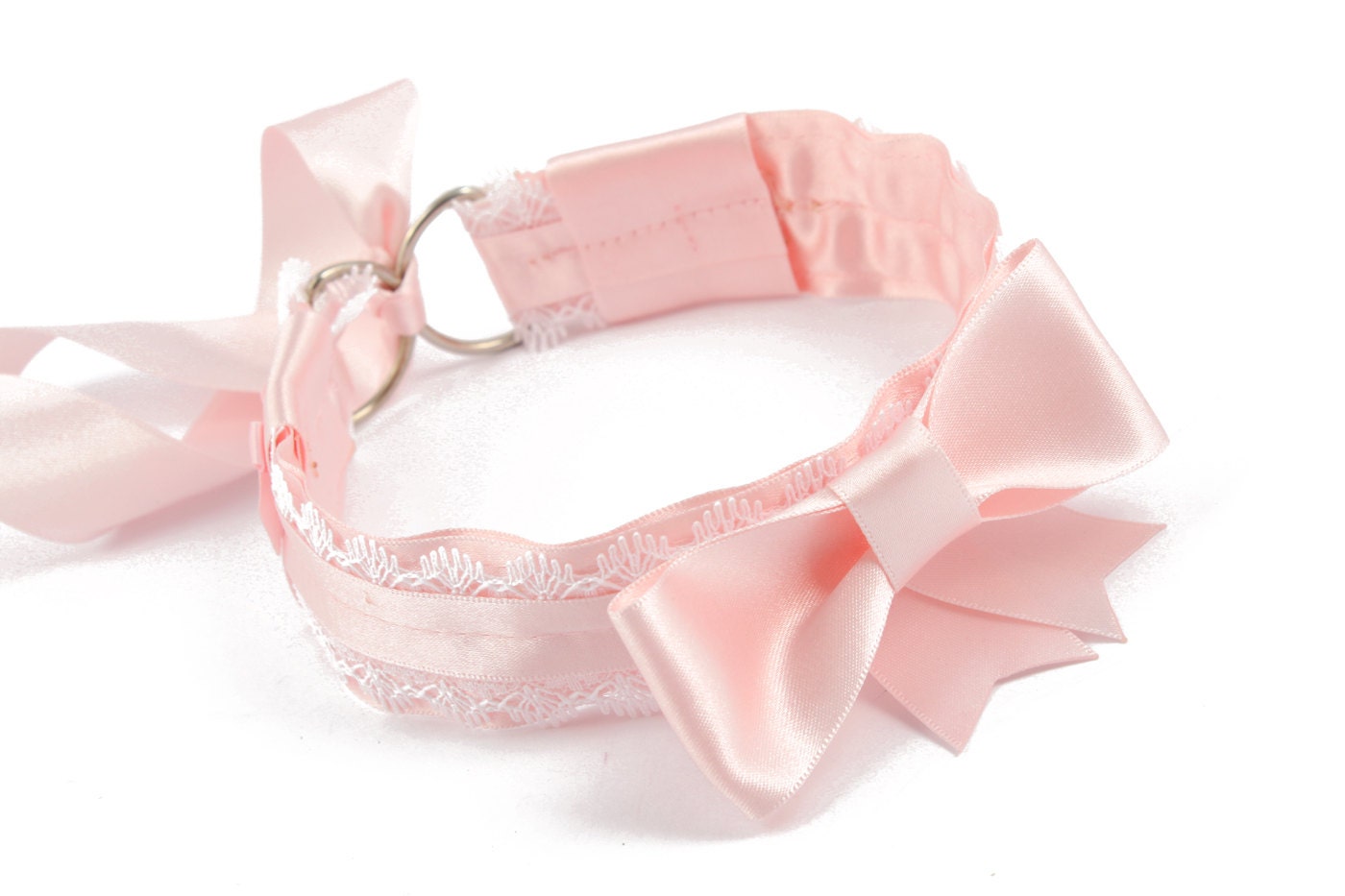 BDSM handmade pink & white collar. Perfect for DDLG collar or Etsy