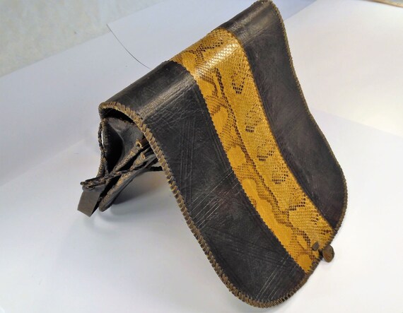 Real Python & Leather Bags, Vintage Handbag Holds… - image 3