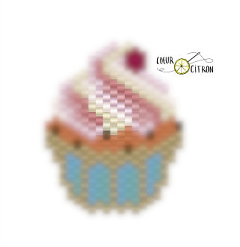 Pale pink brickstitch cupcake diagram / brickstitch pattern pink cupcake image 1