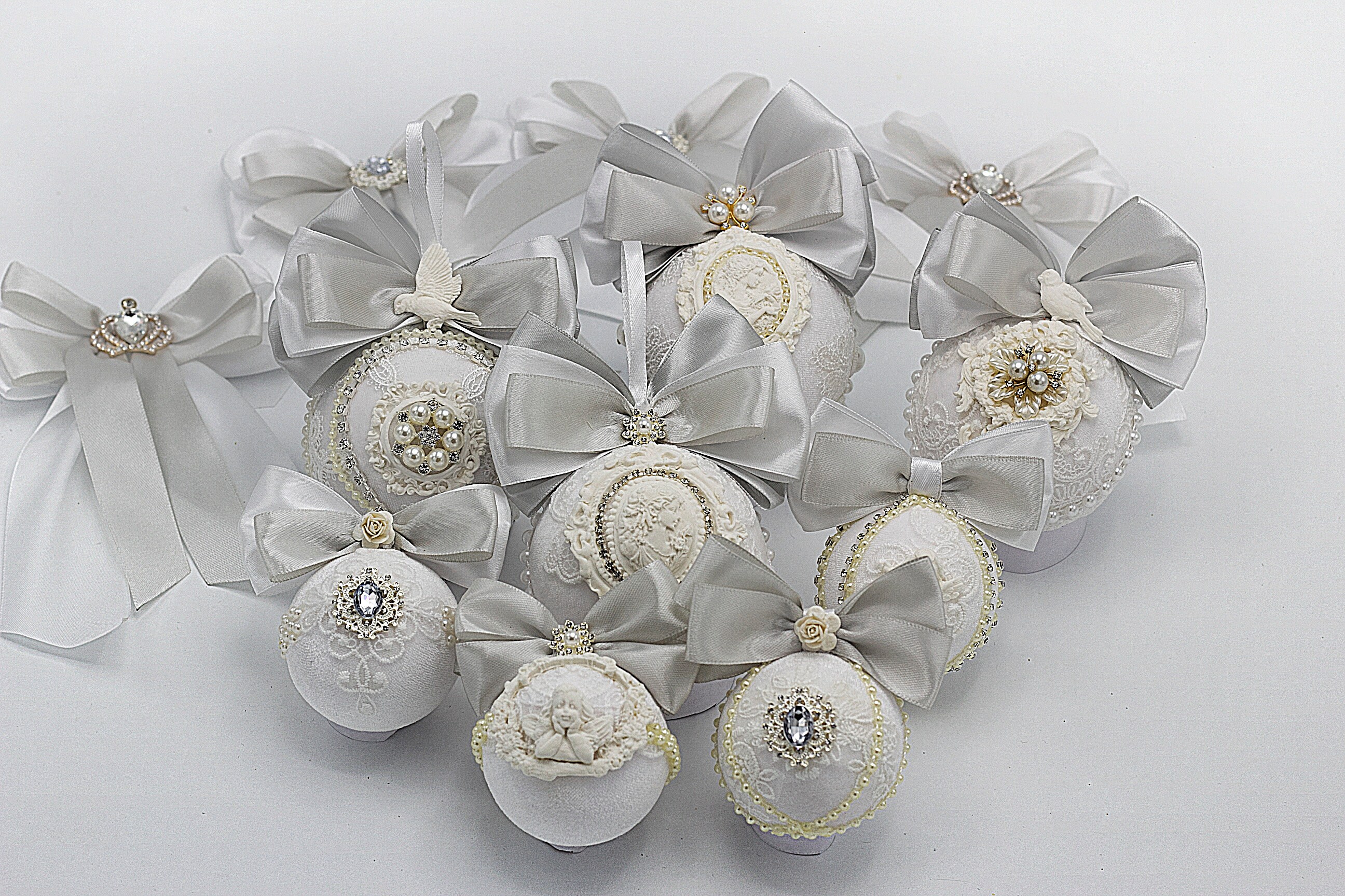 A Set of 24 White Christmas Tree Ornaments Handmade Velvet Etsy