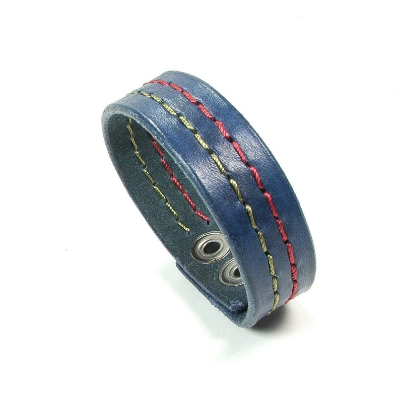 Blue leather bracelet for men with sewn design, green red threads, unique mens bracelet, leather cuff bracelet, mens gift imagen 2