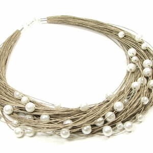 Weiße Perlen auf natürlichen Leinenfäden, Leinen, Edelstahlschmuck, Hochzeitshalskette für Frauen, Öko-Schmuck Bild 3