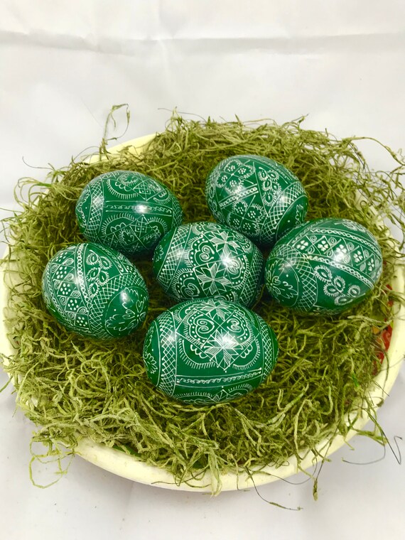 6 wooden eggs -Pysanky- Easter egg -Easter eggs color -green-white-Wooden  eggs