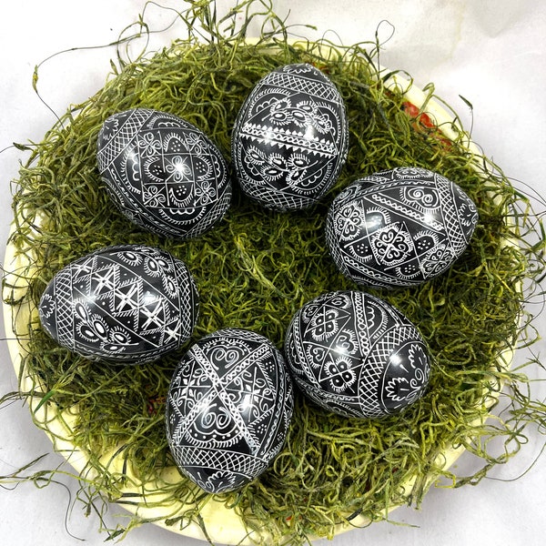 6 Holzeier Schwarz-Weiß -Pysanky- Osterei - 6 Wooden eggs  black -white- 6 Uova di Legno-Eier aus Holz -