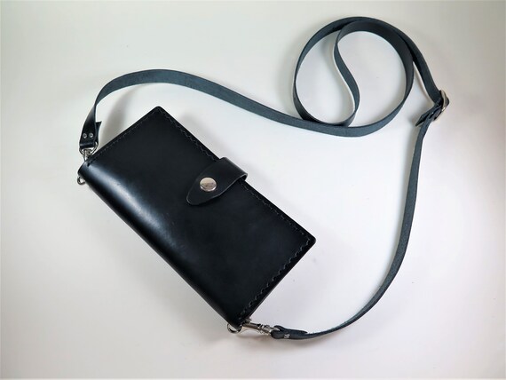 iphone xr case with crossbody strap