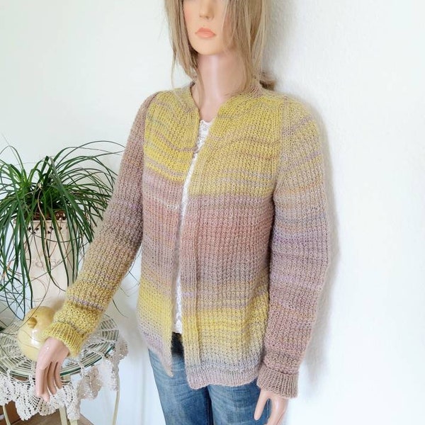 Strickjacke Cardigan ,flauschig,weich,leicht, Wolle Farbverlauf, Damen