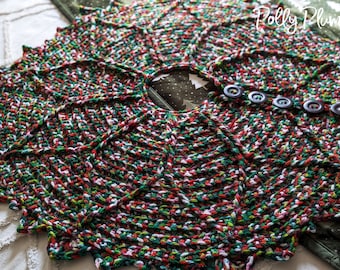 Christmas Tree Skirt Crochet Pattern by Polly Plum - On Point Poinsettia - Super Bulky Super Chunky yarn