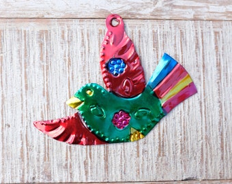 Mexican Tin Decoration Bird Paloma Green/Red