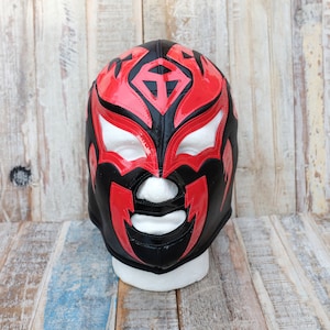 Mexican Lucha Libre Wrestling Mask - El Sombre Black/Red