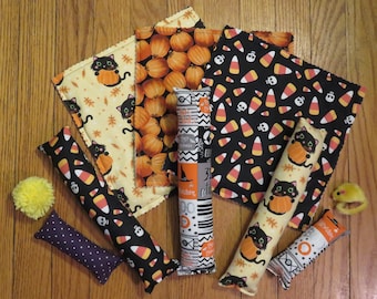 Halloween catnip gift bag- 10 cat toys- Handmade kickers, mats, mouse toy & more!