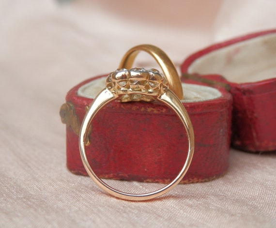 Antique Edwardian diamond daisy ring, independent… - image 2