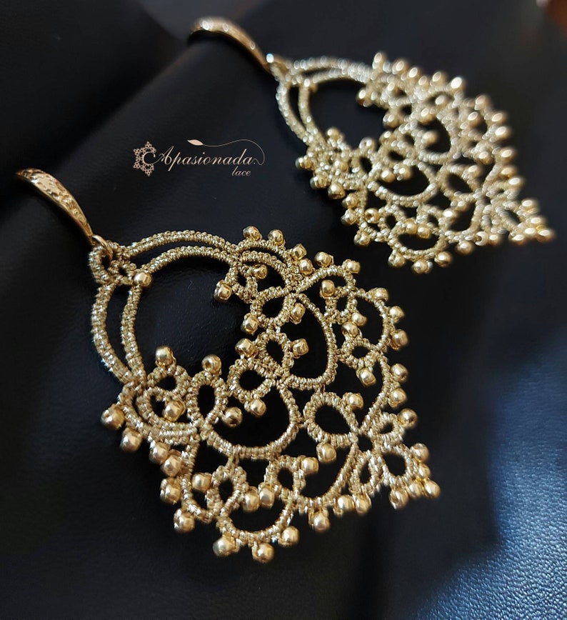 Golden earrings in Tatting technique zdjęcie 5