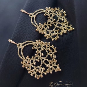 Golden earrings in Tatting technique zdjęcie 8