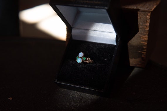 Victorian era opal and emerald delicate engagemen… - image 3